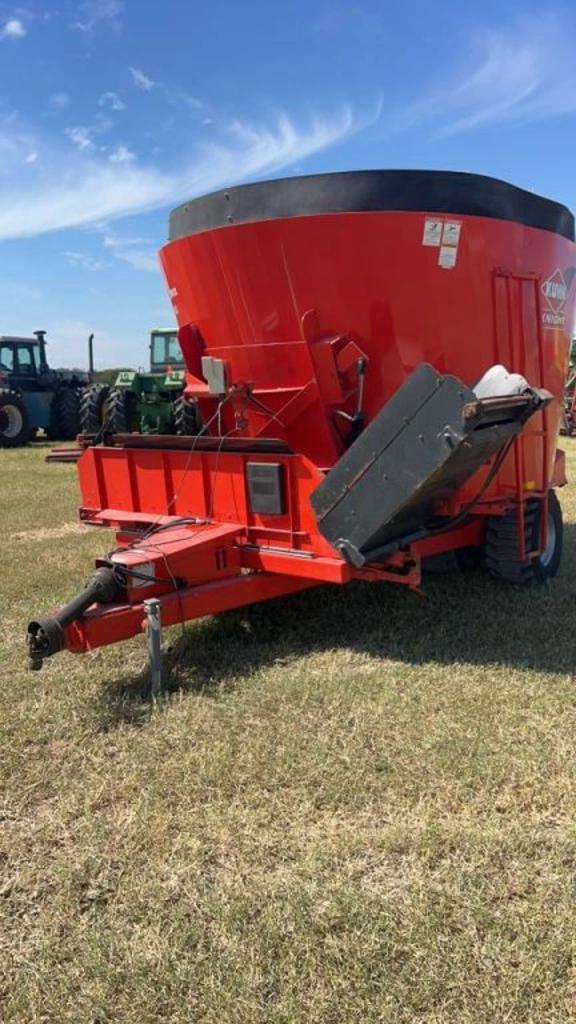 Image of Kuhn Knight VSL150 equipment image 2