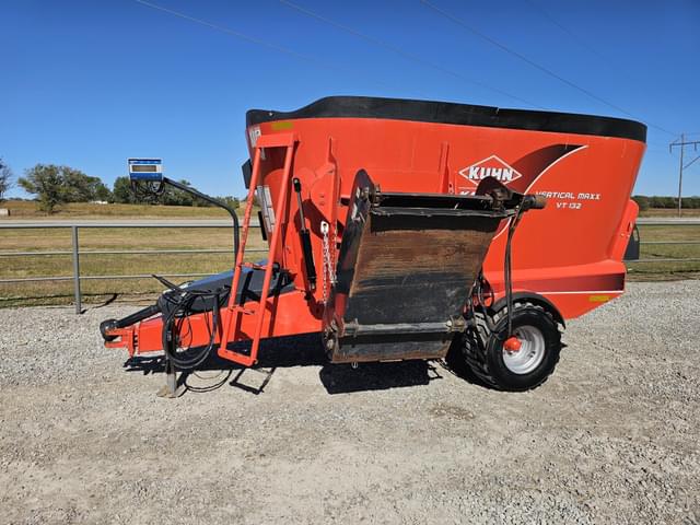 Image of Kuhn Knight VT132 equipment image 2