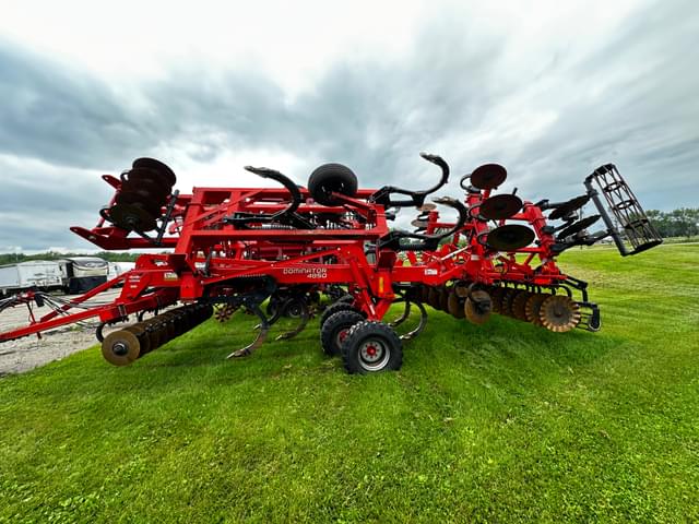 Image of Kuhn Krause Dominator 4850 equipment image 2