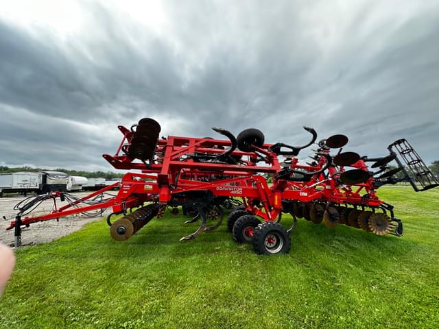 Image of Kuhn Krause Dominator 4850 equipment image 1