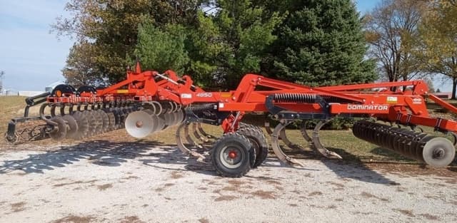 Image of Kuhn Krause Dominator 4850 equipment image 1