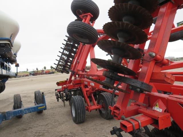 Image of Kuhn Krause 8000-30 equipment image 2