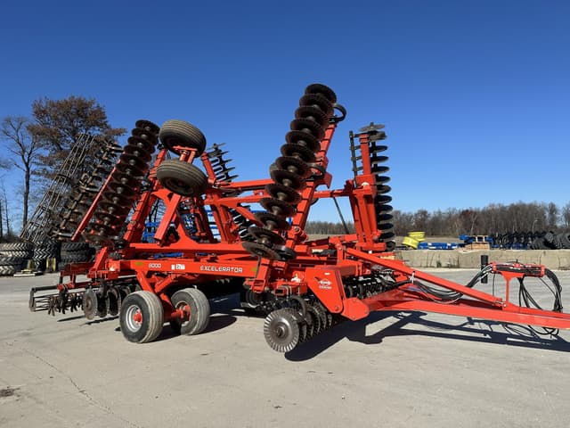 Image of Kuhn Krause 8000-30 equipment image 1