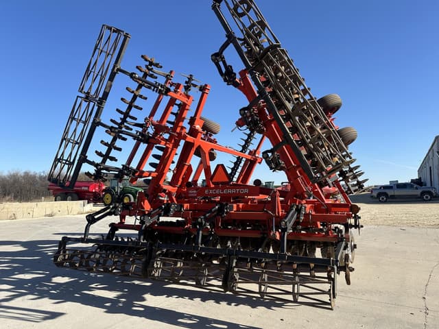 Image of Kuhn Krause 8000-30 equipment image 4