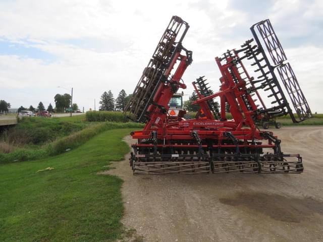 Image of Kuhn Krause Excelerator 8005 equipment image 3