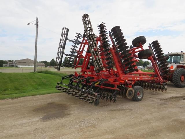 Image of Kuhn Krause Excelerator 8005 equipment image 2