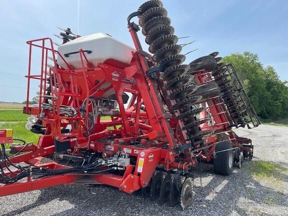 2021 Kuhn Krause Excelerator XT 8010 Equipment Image0