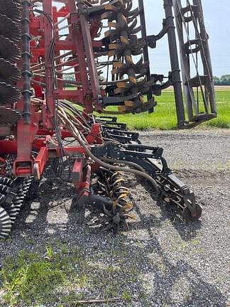 Image of Kuhn Krause Excelerator XT 8010 equipment image 4