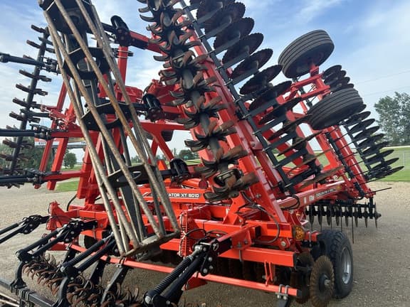 Image of Kuhn Krause Excelerator XT 8010-30 equipment image 4