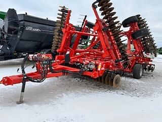 Image of Kuhn Krause Excelerator XT 8010 equipment image 1