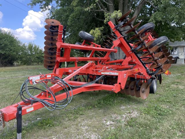 Image of Kuhn Krause 8210-28W equipment image 3