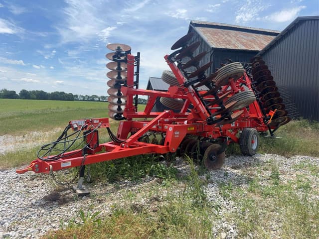 Image of Kuhn Krause 8215 equipment image 1