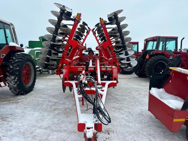 Image of Kuhn Krause 8300 equipment image 1