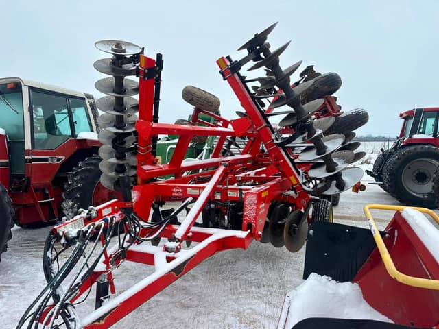 Image of Kuhn Krause 8300 equipment image 2