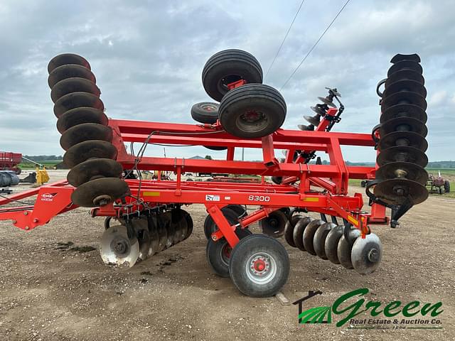 Image of Kuhn Krause 8300 equipment image 1