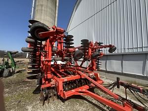 2012 Kuhn Krause Excelerator 8000 Image