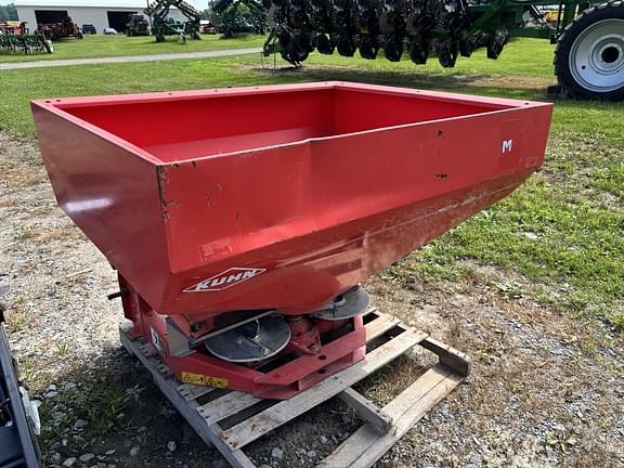 Image of Kuhn MDS82 equipment image 3