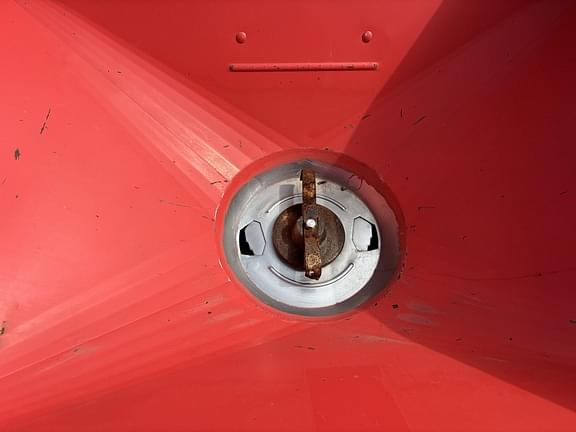 Image of Kuhn MDS82 equipment image 4