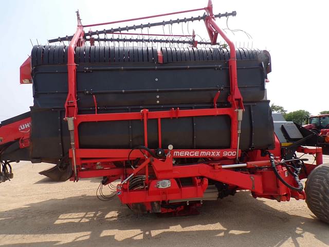 Image of Kuhn Merge-Maxx 900 equipment image 3