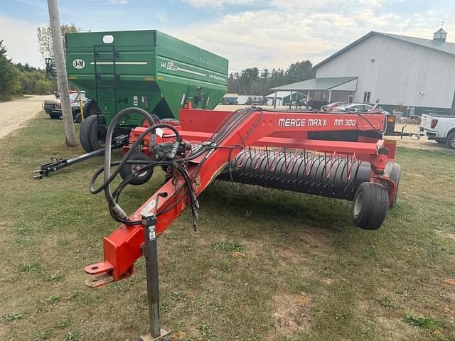 Image of Kuhn Merge-Maxx MM300 equipment image 2