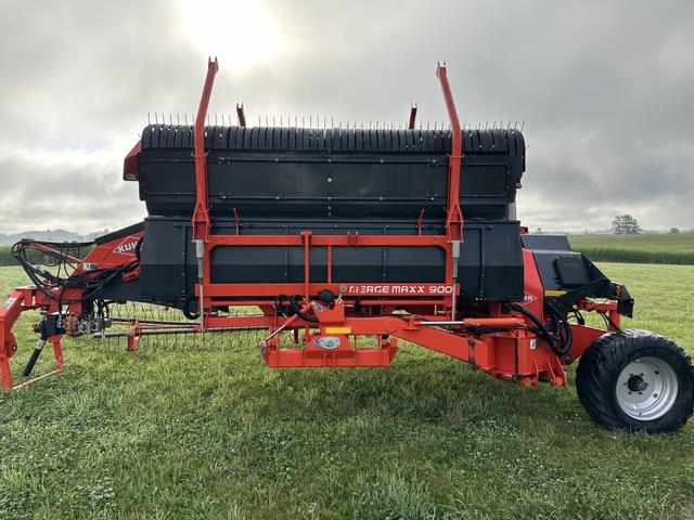 Image of Kuhn Merge-Maxx 900 equipment image 1