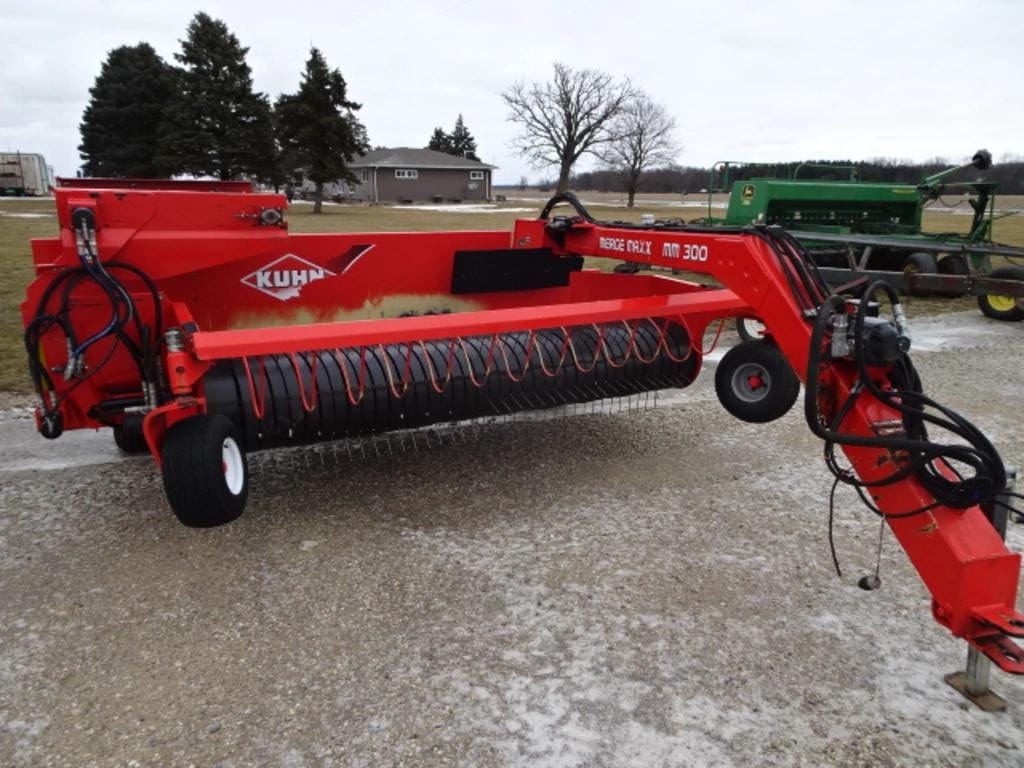 Main image Kuhn Merge-Maxx MM300