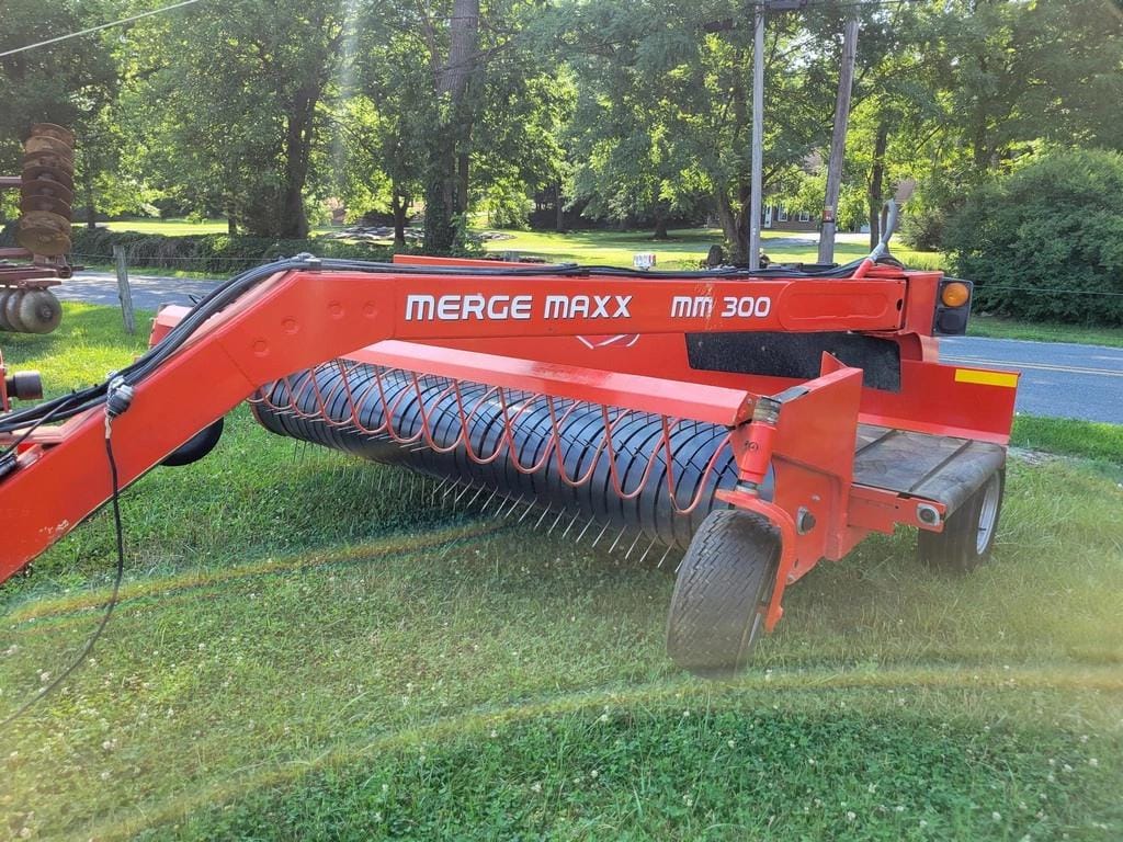 Kuhn Merge-Maxx MM300 Equipment Image0
