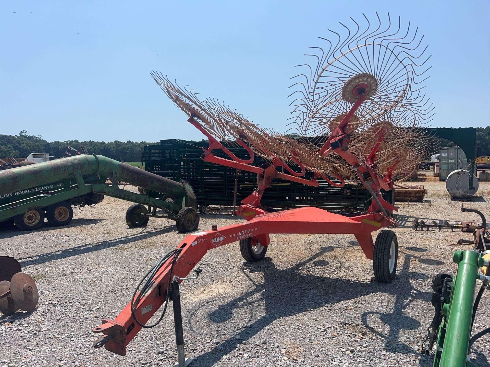 Kuhn SR112 Equipment Image0