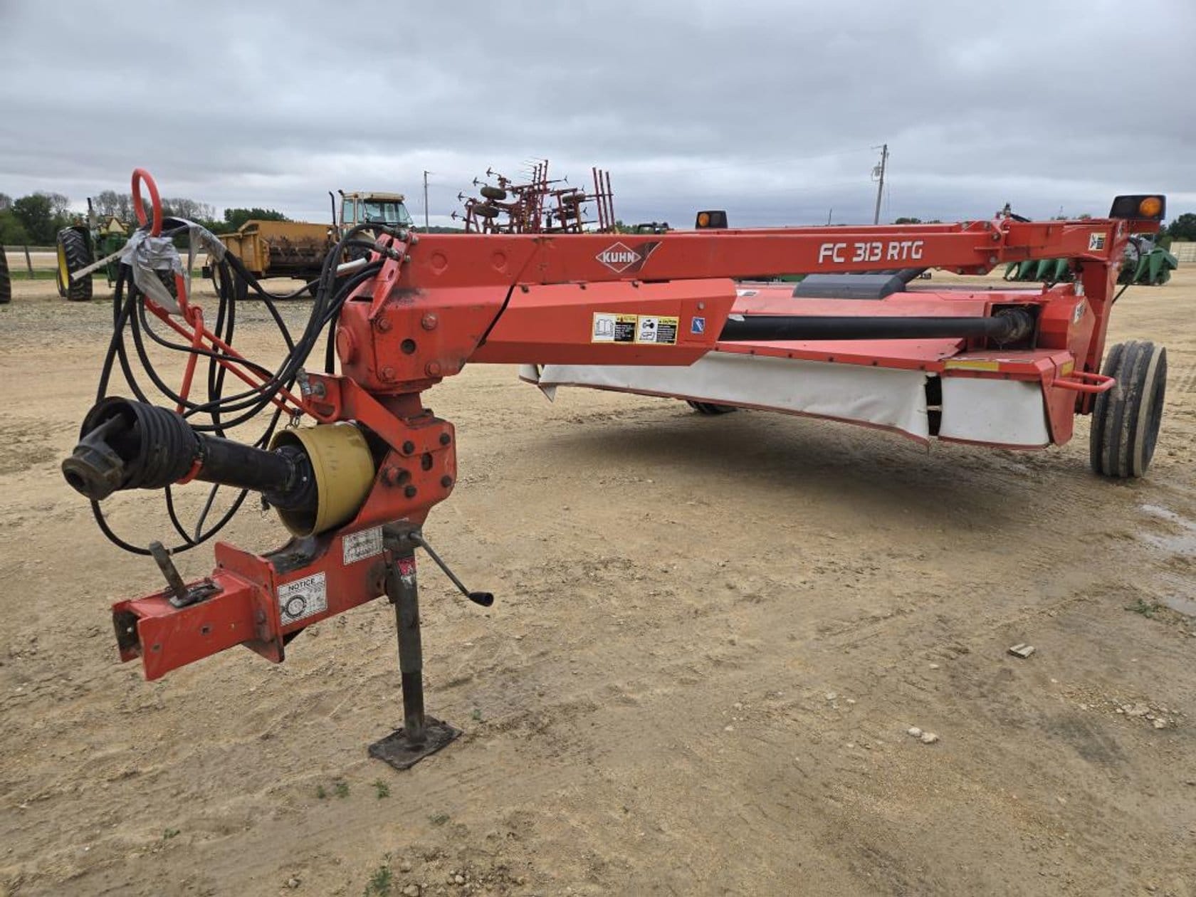 Kuhn FC313RTG Equipment Image0