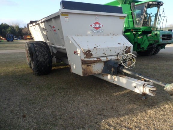 Kuhn Knight SLC141 Equipment Image0