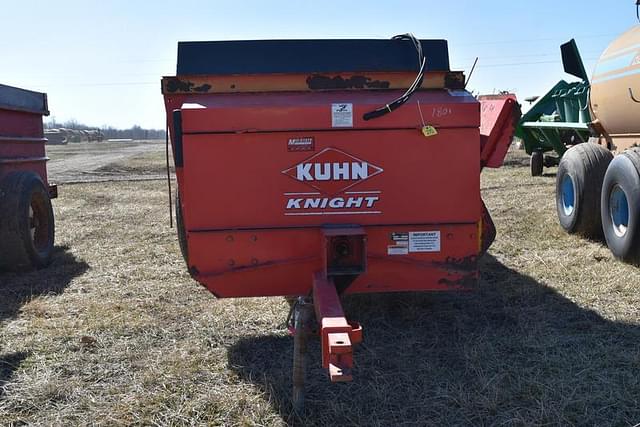 Image of Kuhn 8114 equipment image 1