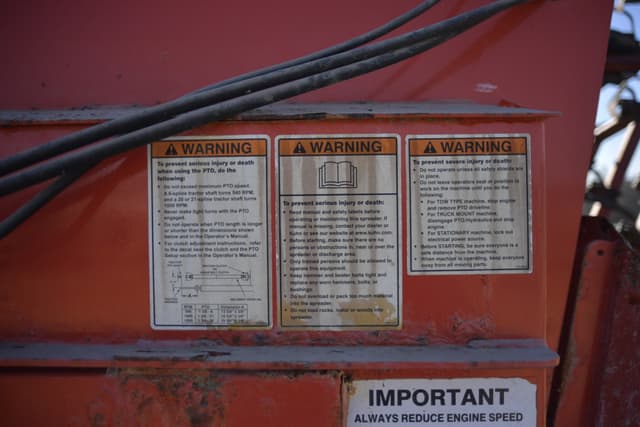 Image of Kuhn Knight 8124 equipment image 1