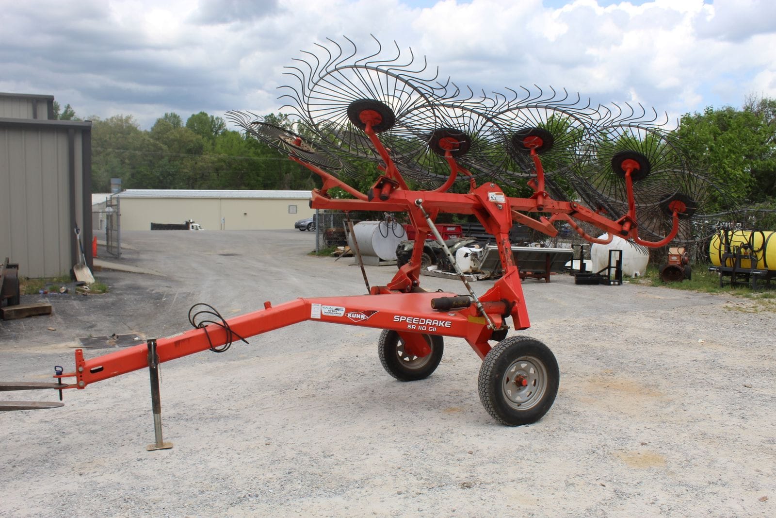 Kuhn SR110 Equipment Image0