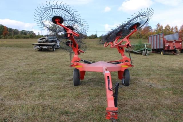 Image of Kuhn SR110 equipment image 1