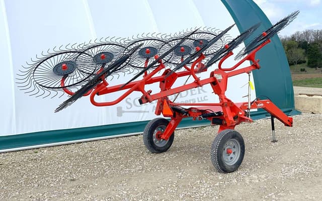 Image of Kuhn SR110 equipment image 4