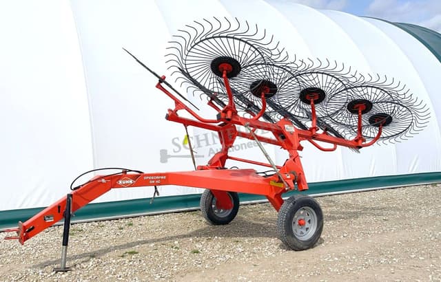 Image of Kuhn SR110 equipment image 1