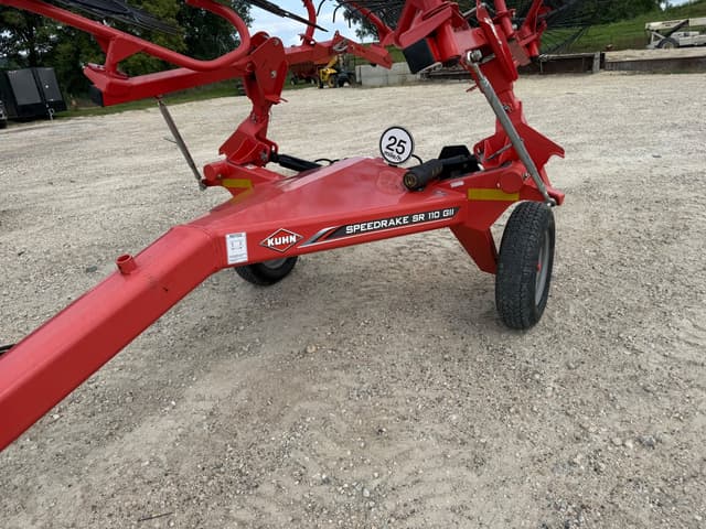 Image of Kuhn SR110GII equipment image 4