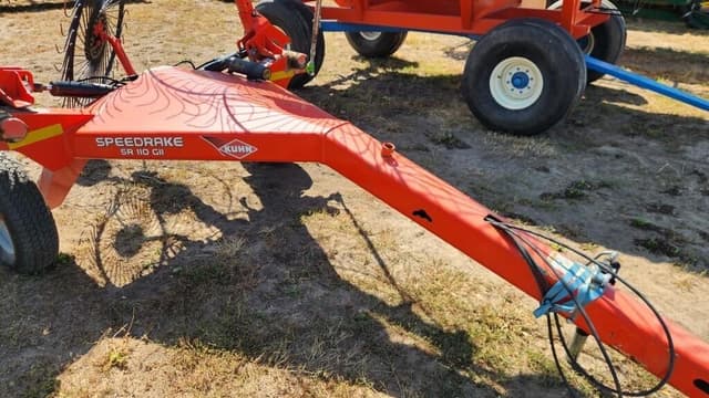 Image of Kuhn SR110GII equipment image 3