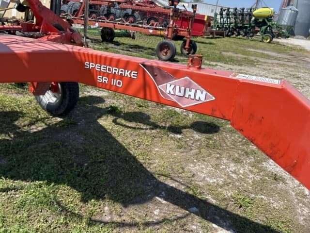Image of Kuhn SR110 equipment image 1