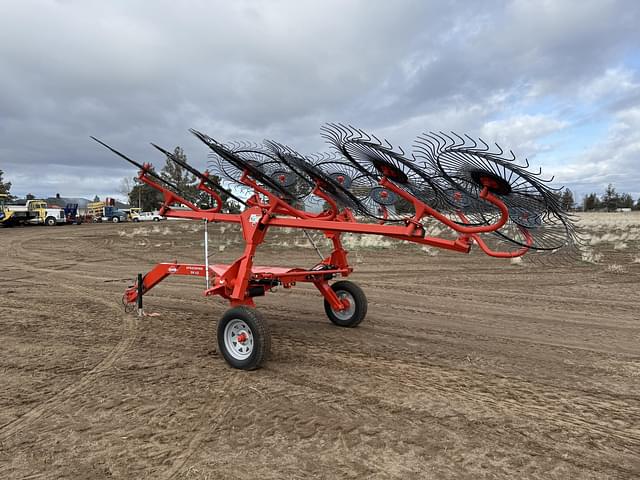 Image of Kuhn SR112 equipment image 2