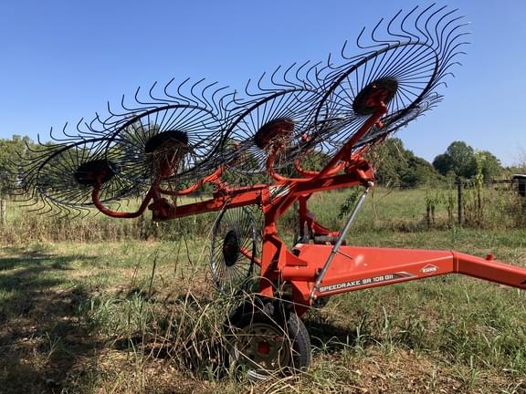 Image of Kuhn SR108 equipment image 3