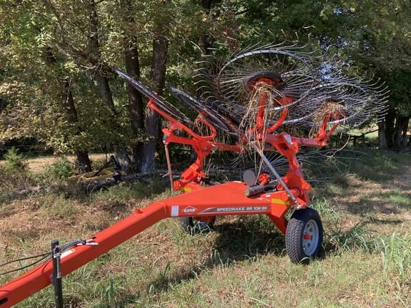 Image of Kuhn SR108 equipment image 2