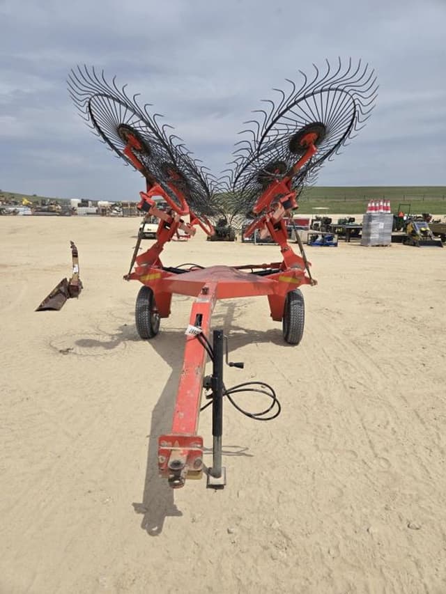 Image of Kuhn SR110 equipment image 1