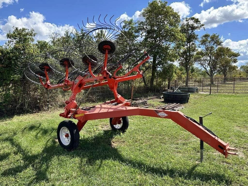 Kuhn SR110 Equipment Image0