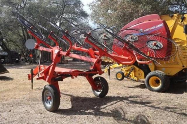 Image of Kuhn SR110 equipment image 3