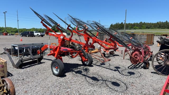 Image of Kuhn SR110 equipment image 4