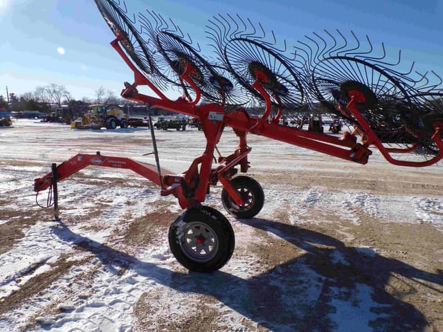 Image of Kuhn SR110 equipment image 4