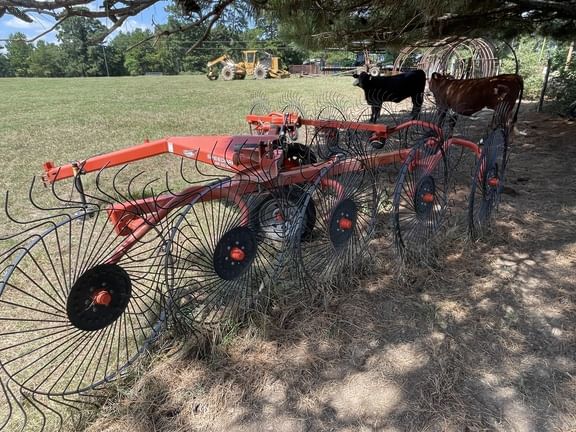 Kuhn SR110 Equipment Image0