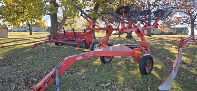 Image of Kuhn SR110 equipment image 1