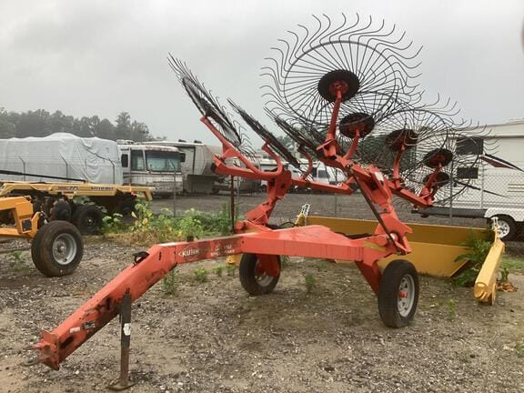 Kuhn SR110 Equipment Image0
